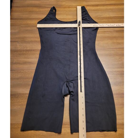 SPANX Open-Bust Shapewear Bodysuit Black XL Mid-Thigh Smoother EUC No Tag - Picture 5 of 7